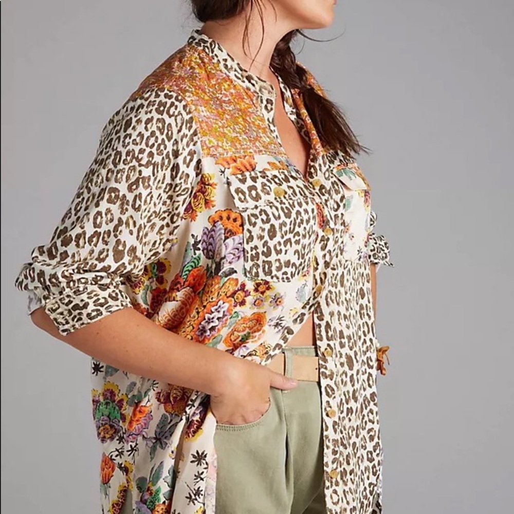 NWT - Relaxed Tunic Buttondown - Picture 2 of 9
